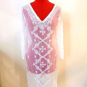 Swimsuit cover-up white XS